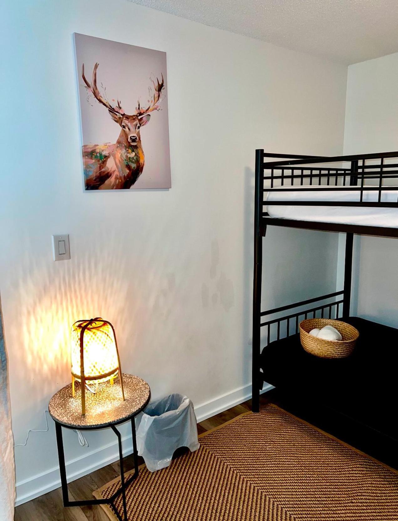 The Perfect Getaway Apartment Toronto Exterior photo