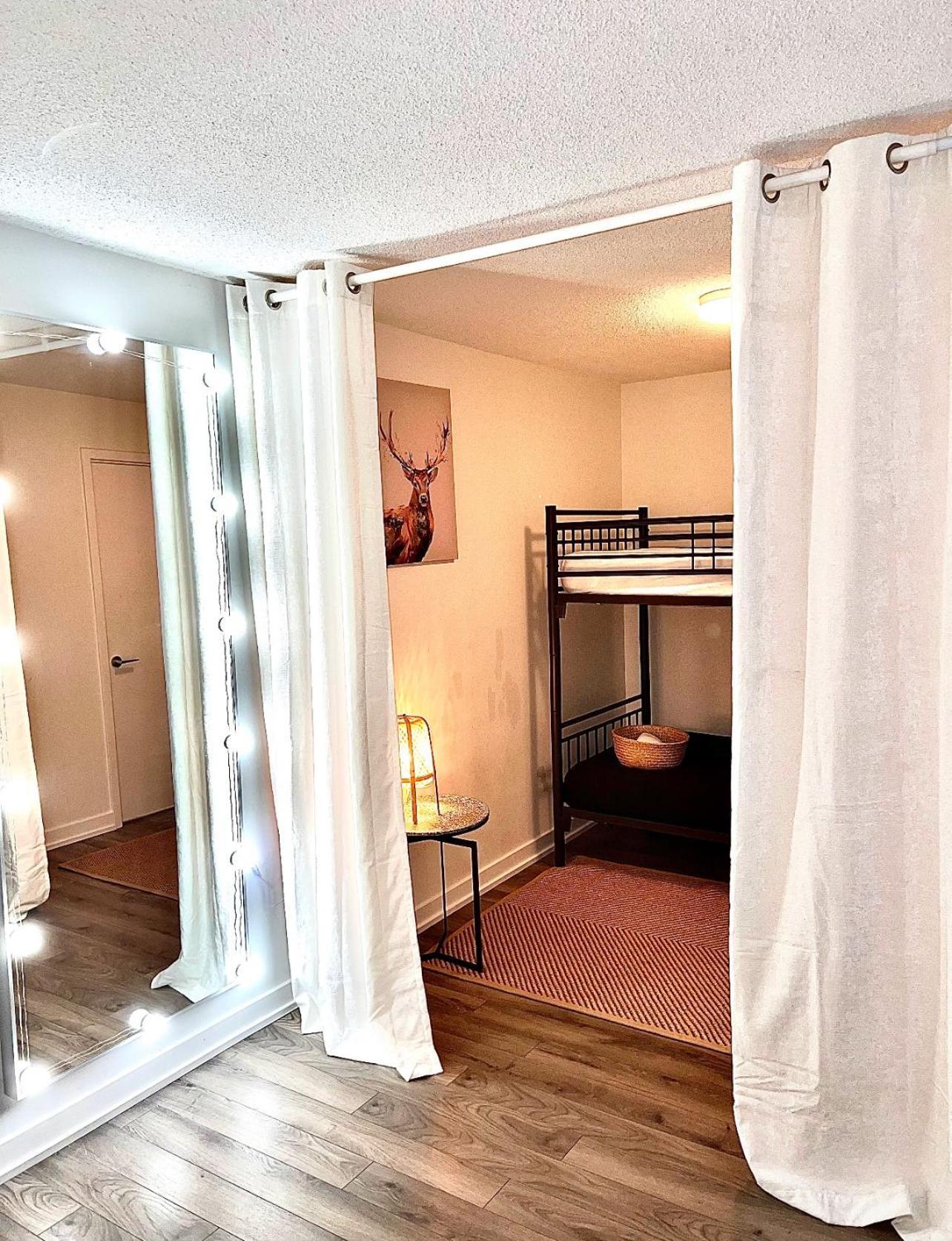 The Perfect Getaway Apartment Toronto Exterior photo